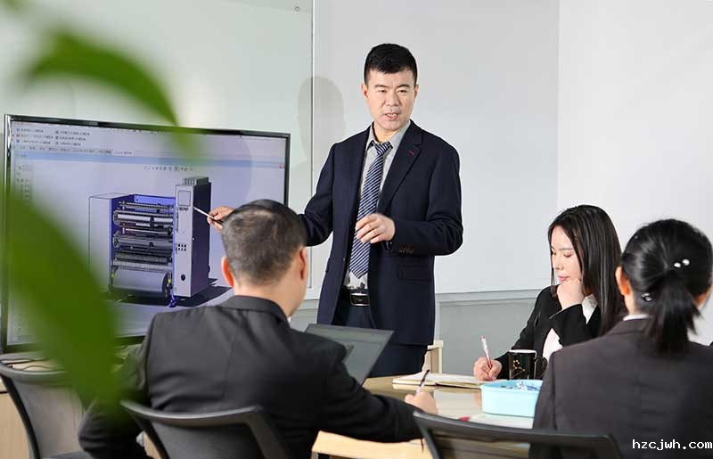 分切机厂家定制化服务满足多样化需求 分切机厂家定制化服务满足多样化需求