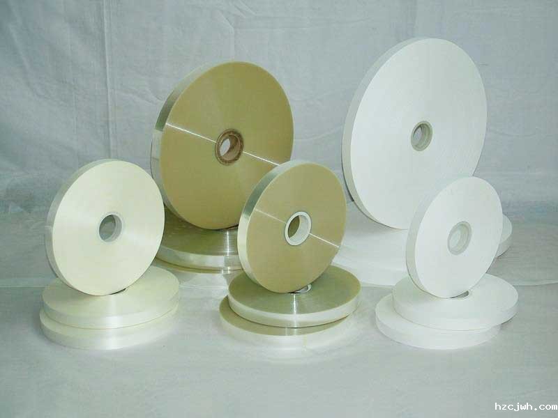 电容器薄膜分切机在新能源行业的应用:锂电池隔膜分切方案