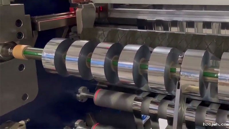 高效烫金箔分切机:以精工之刃,裁切璀璨未来